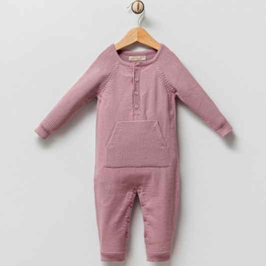 Lazy onesie - Liam & Lilly