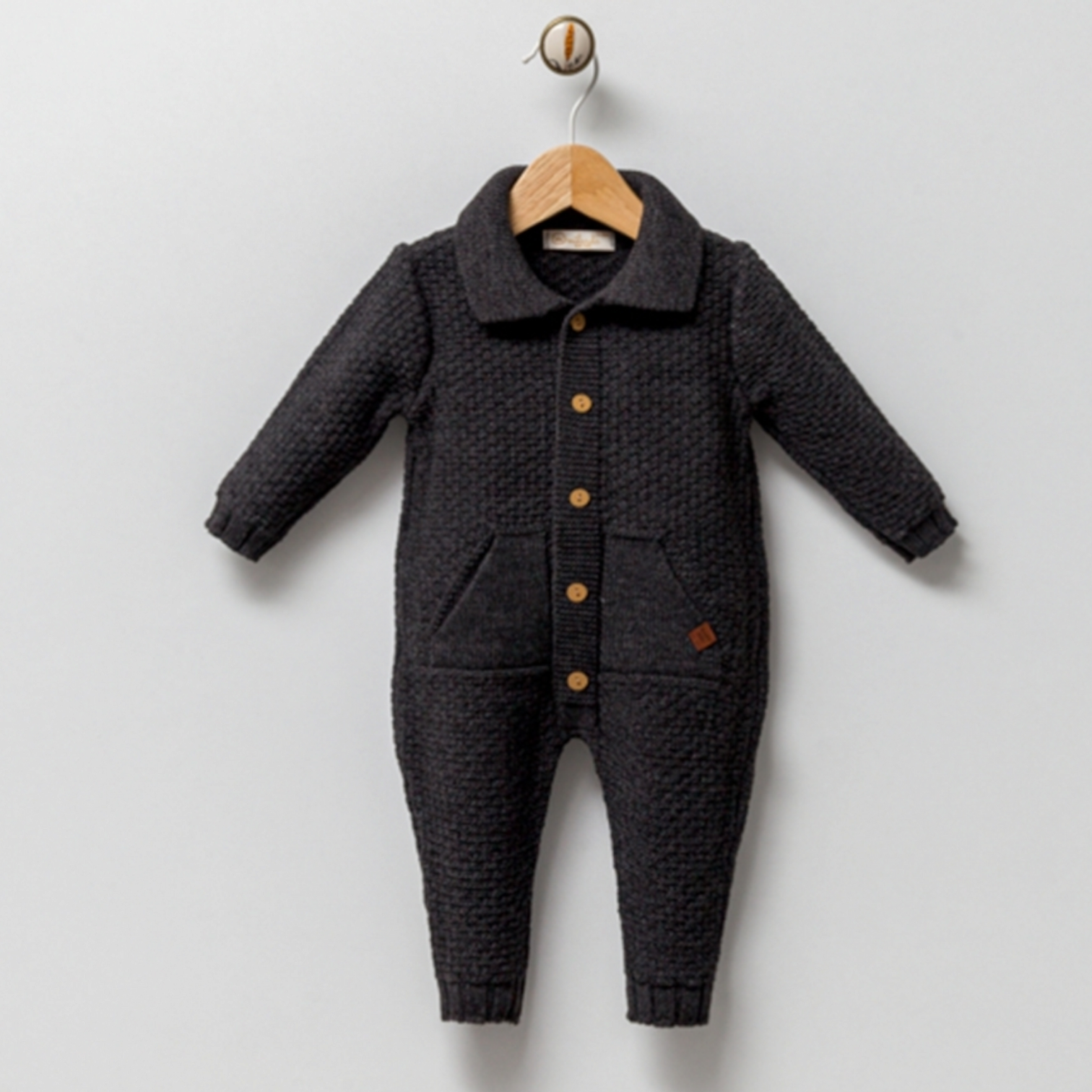 Cozy black onesie - Liam & Lilly