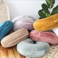 Load image into Gallery viewer, Nursing pillow velvet - Liam & Lilly