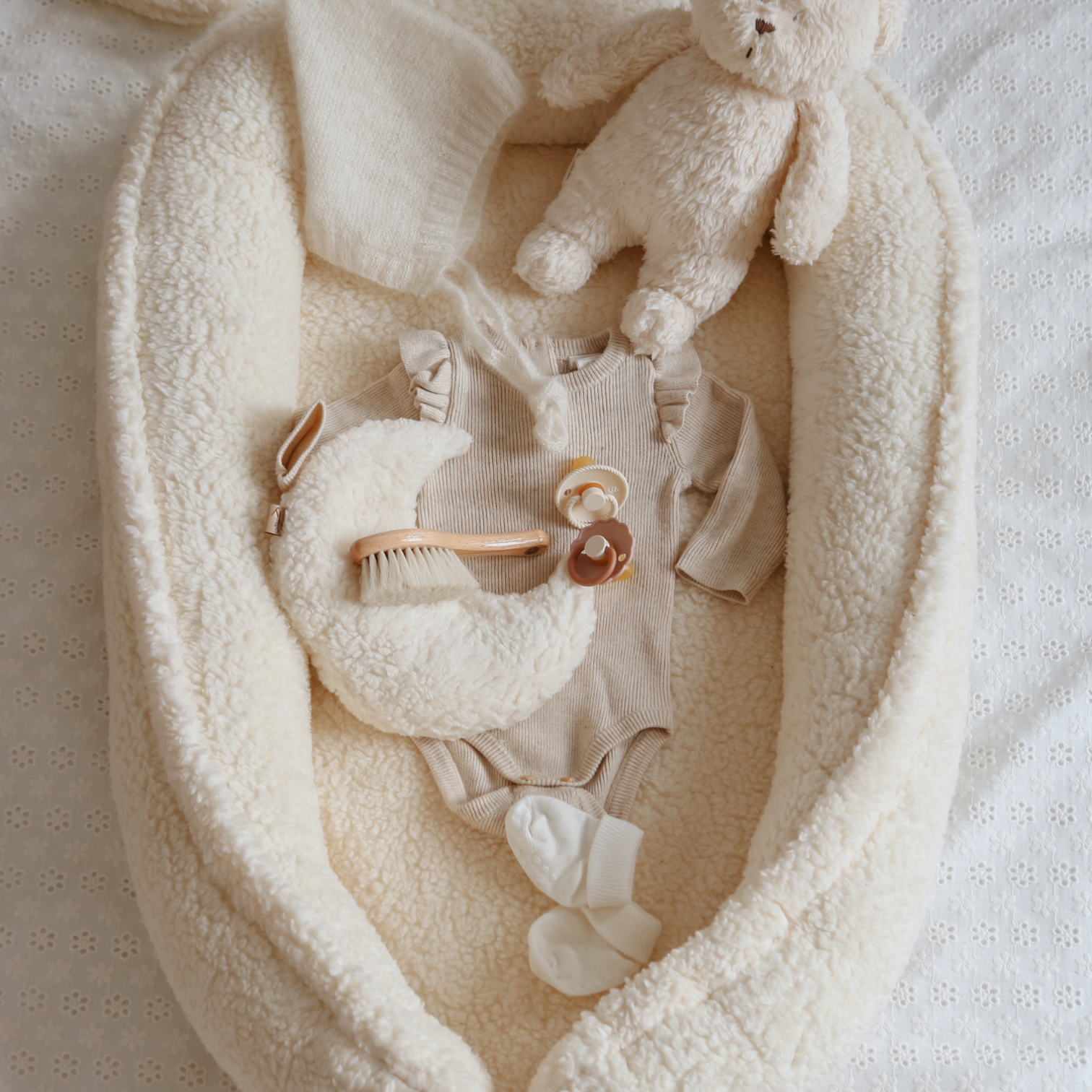 Babynest teddy cream - Liam & Lilly