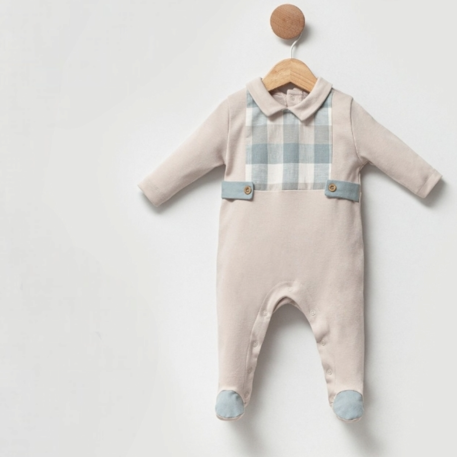 Adventure-ready chic - Liam & Lilly