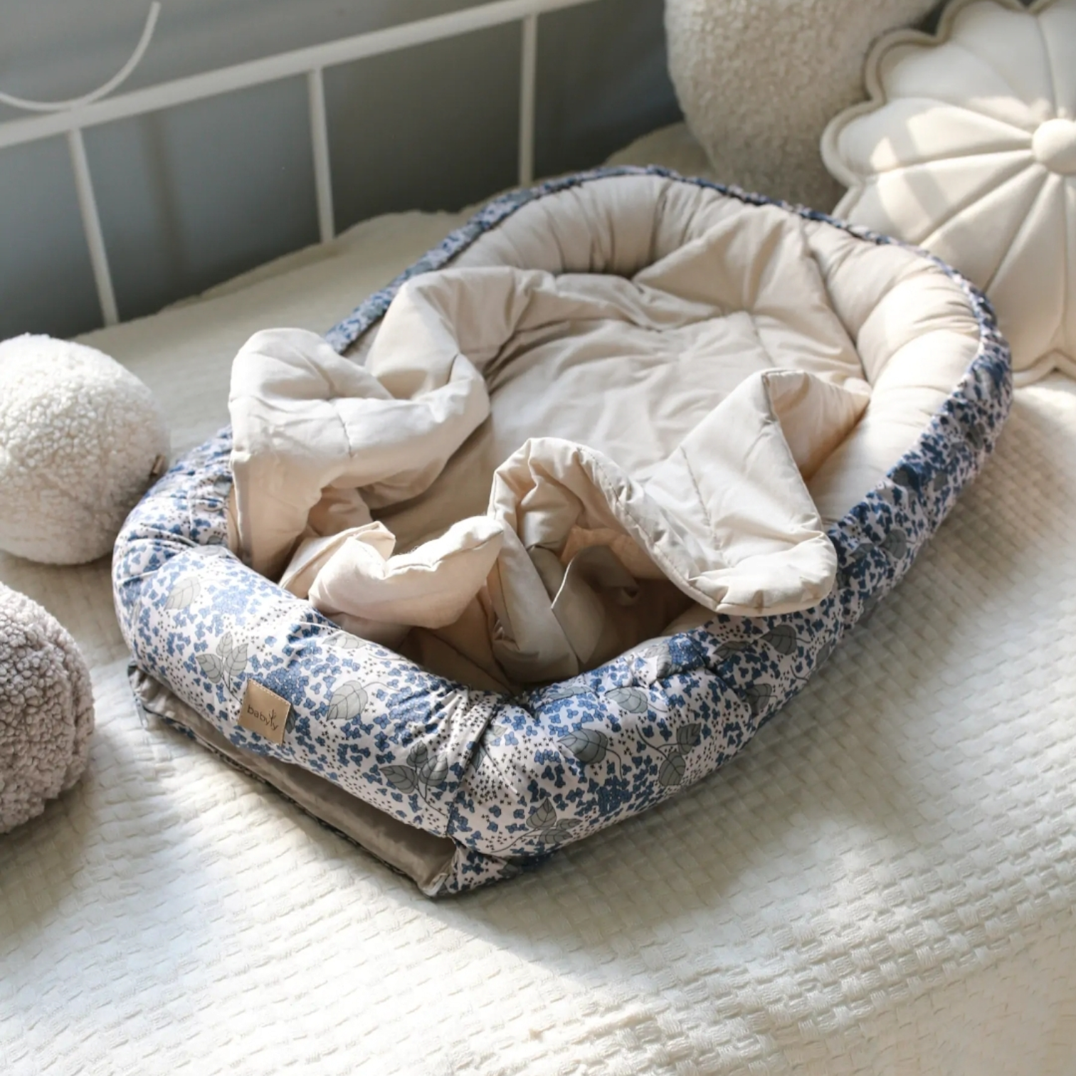 Babynest secret garden - Liam & Lilly