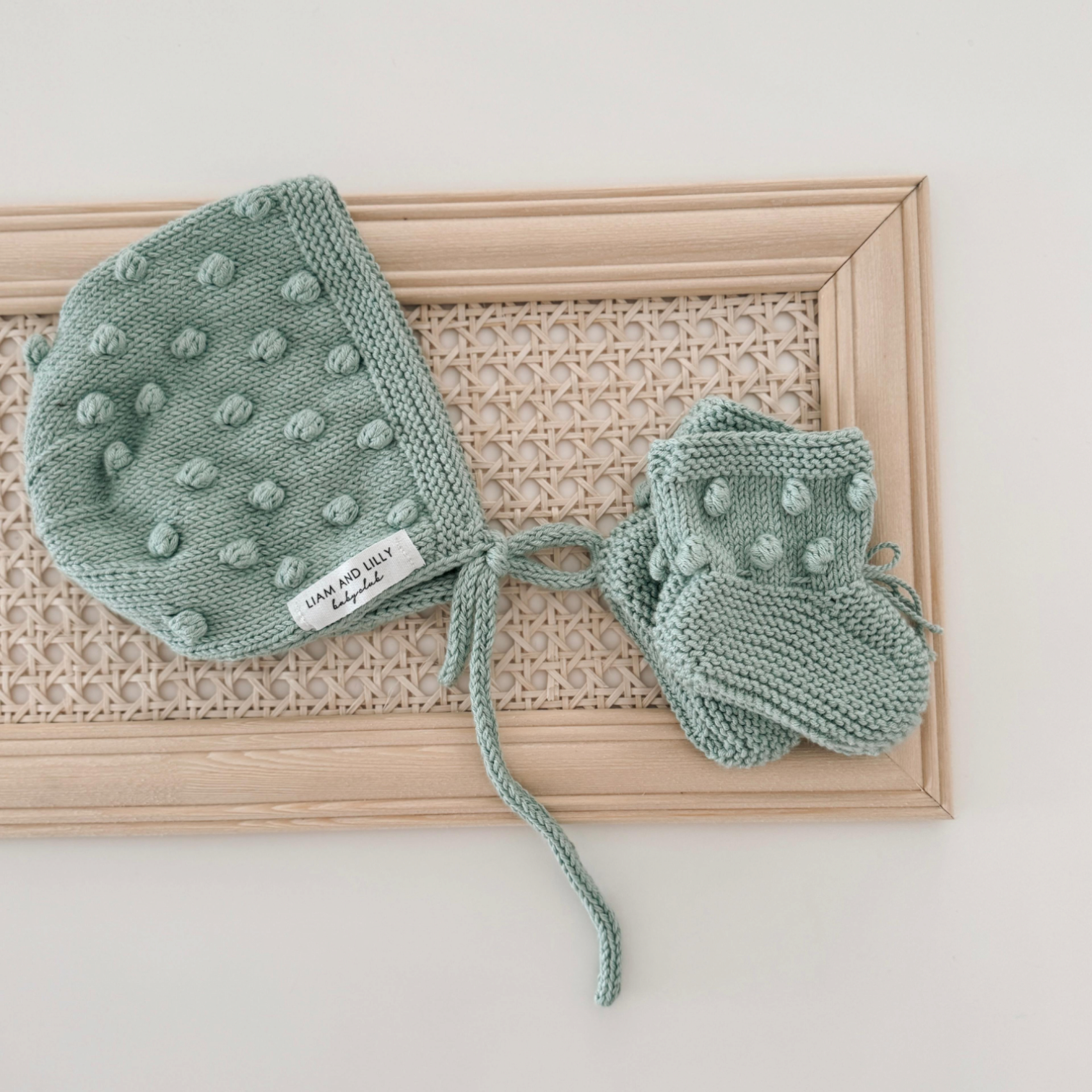 Popcorn bonnet & socks set - Liam & Lilly