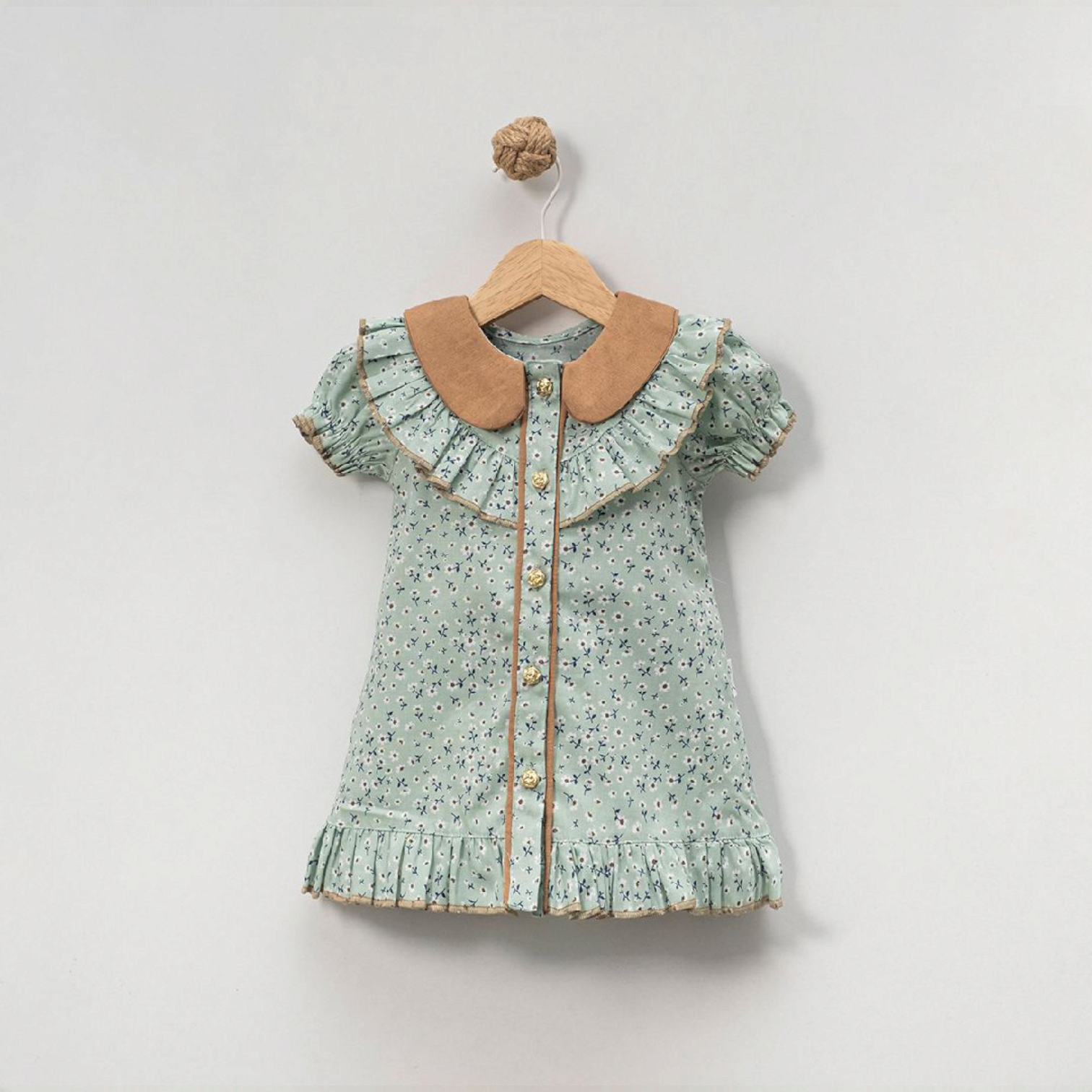 Vintage ruffle dress