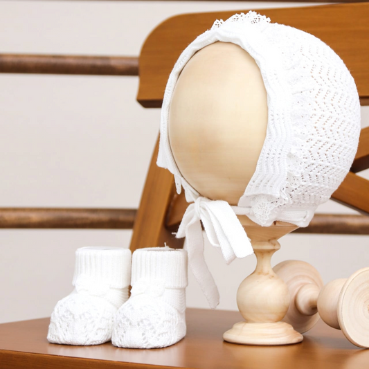 Vintage hat and booties - Liam & Lilly