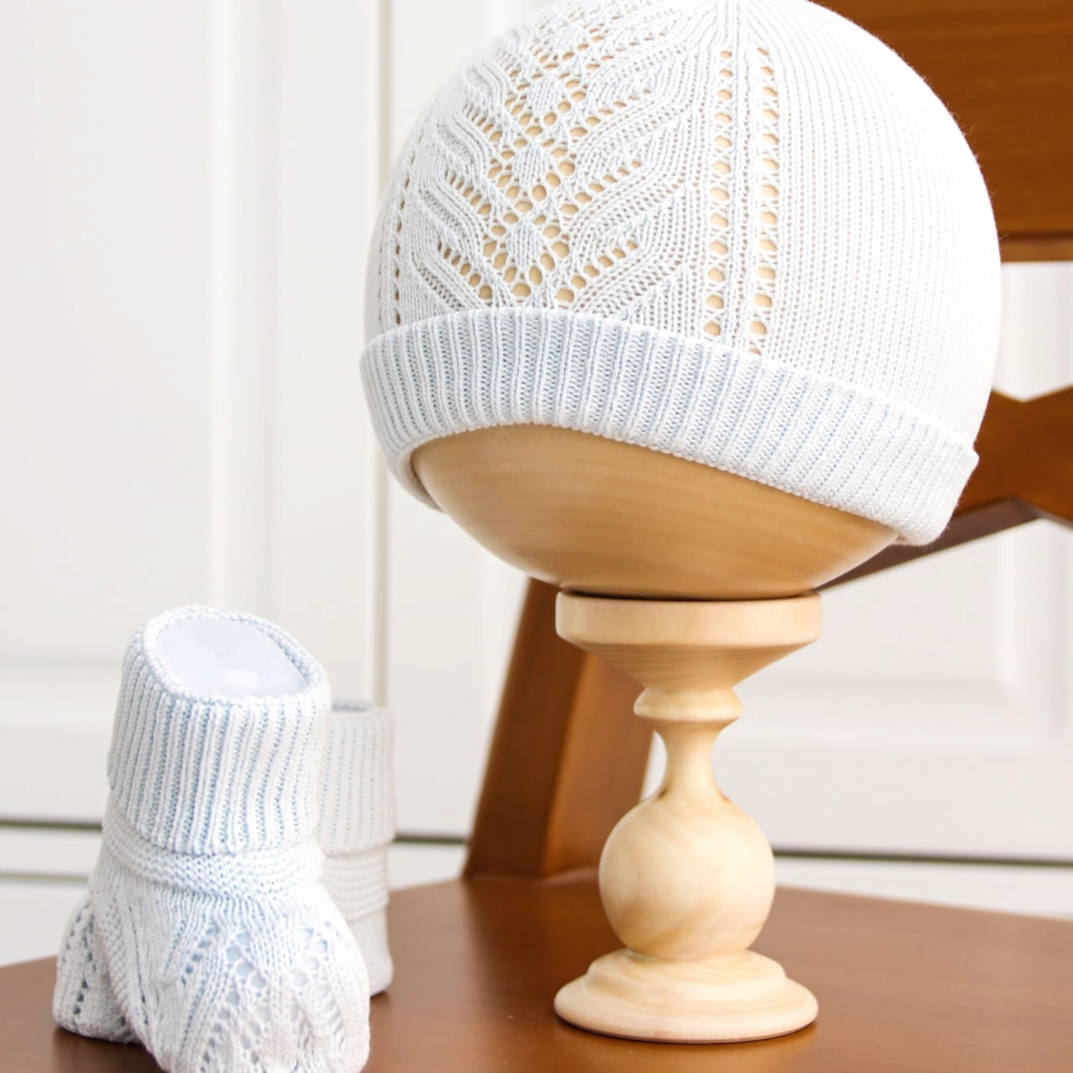 Babyboy hat and socks - Liam & Lilly