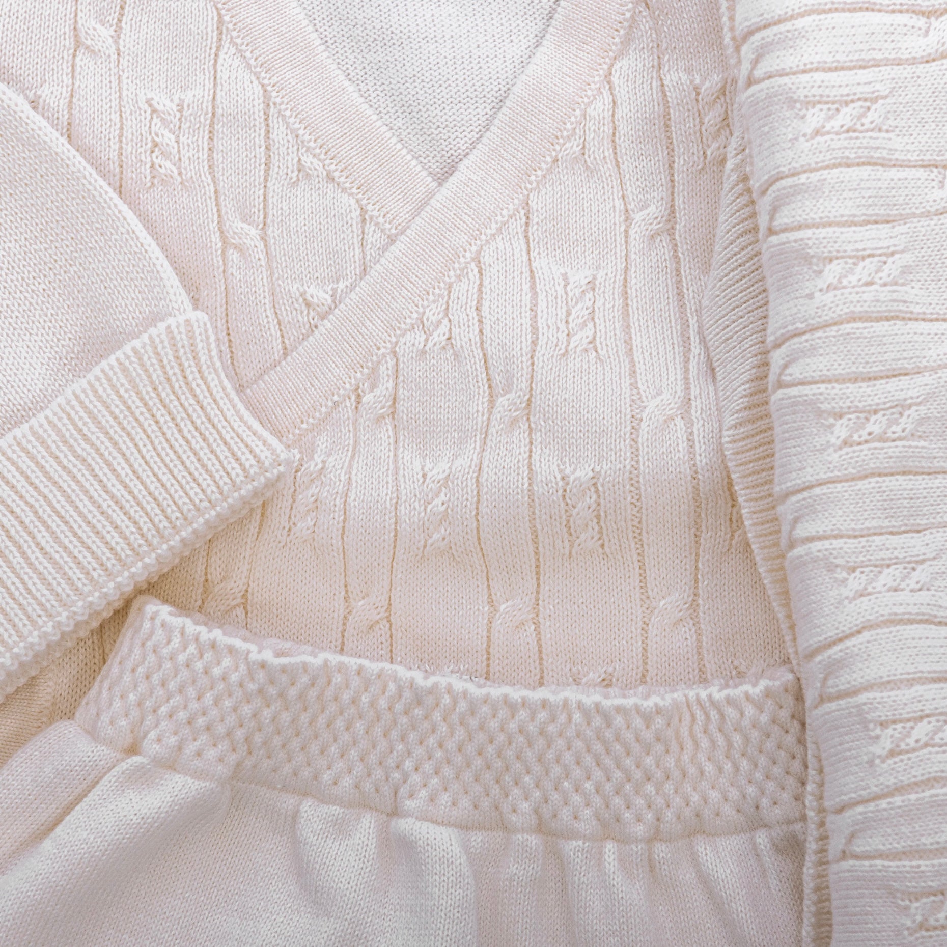 Newborn gender-neutral giftset