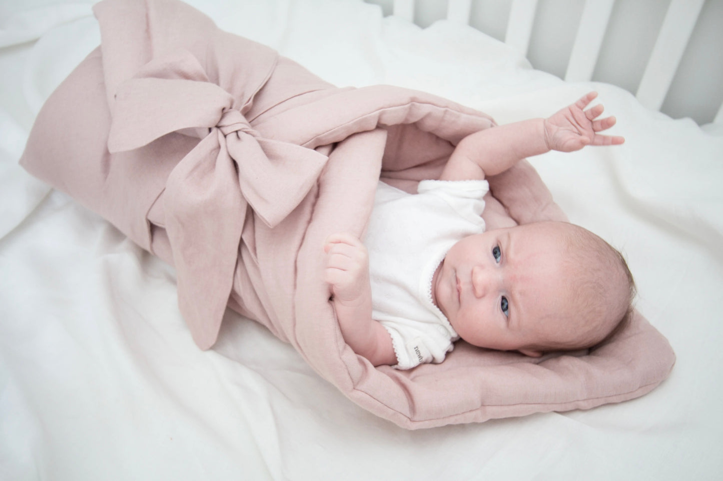 Babywrap powder pink newborn