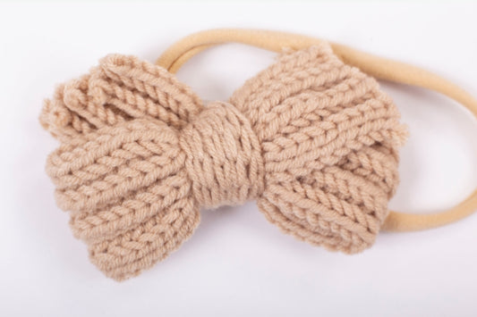 Knitted hair nude bow