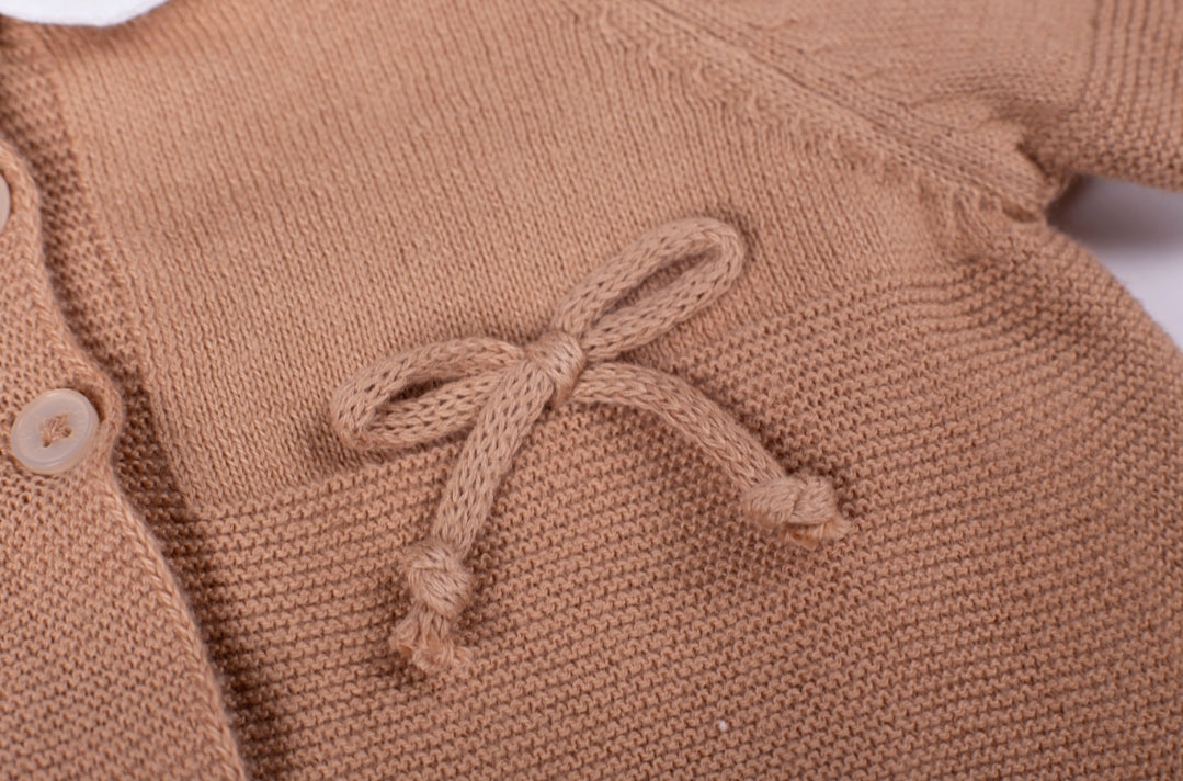 Caramel baby tracksuit with fluffy hat