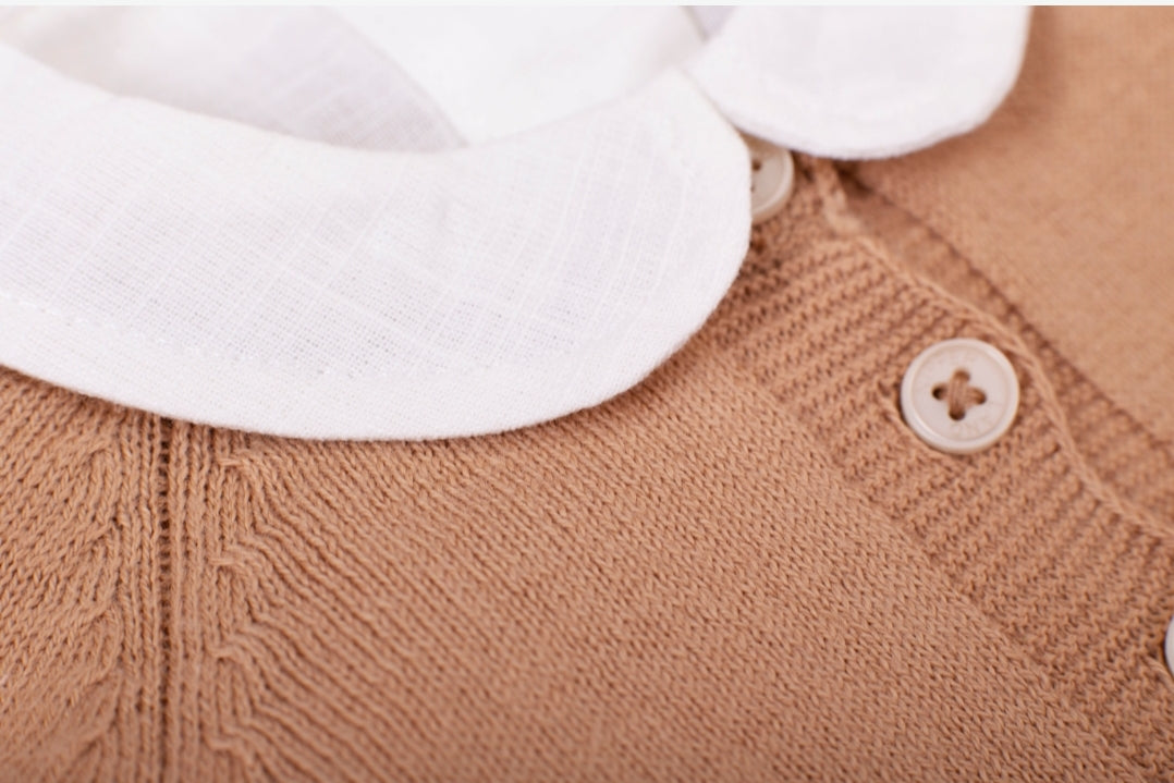 Caramel baby tracksuit with fluffy hat
