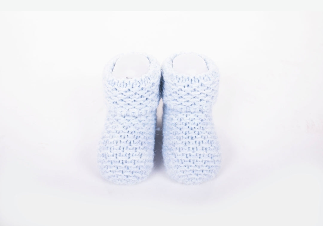 Soft knitted booties - Liam & Lilly