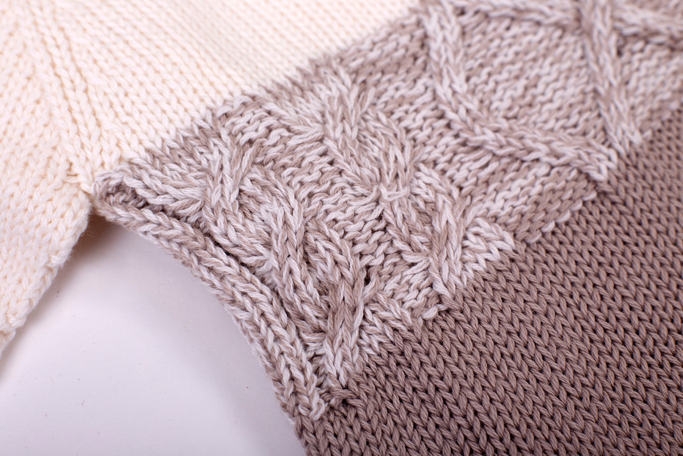 Charming three-pieces taupe set