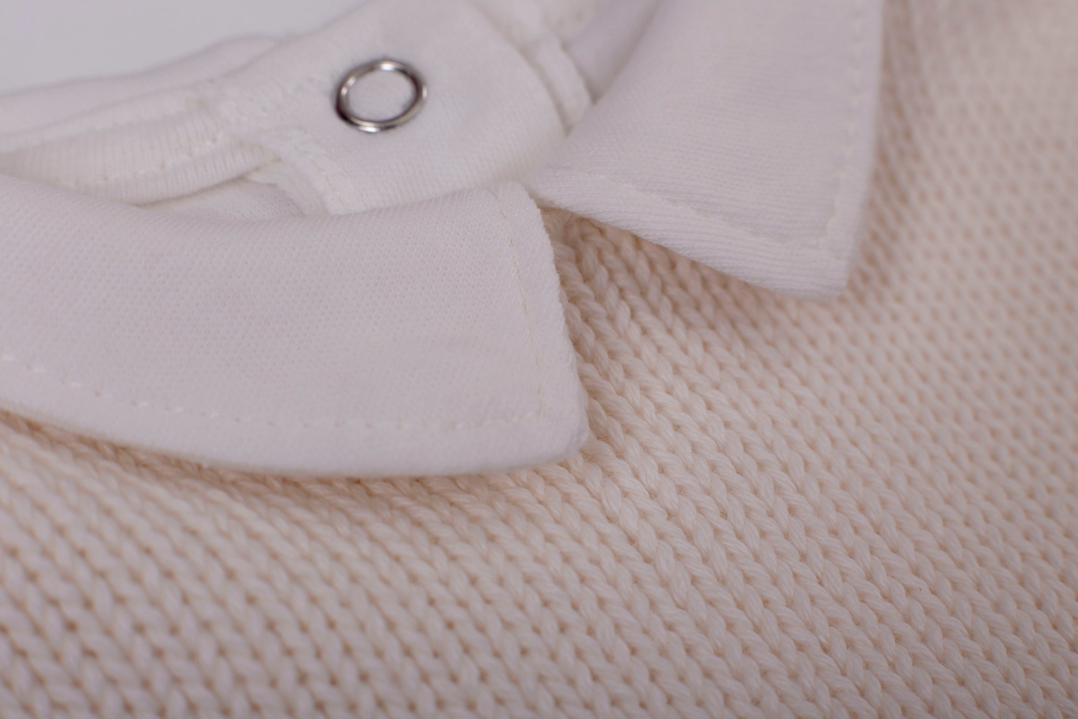 Charming three-pieces taupe set