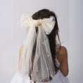 Load image into Gallery viewer, Pearl hairclip
