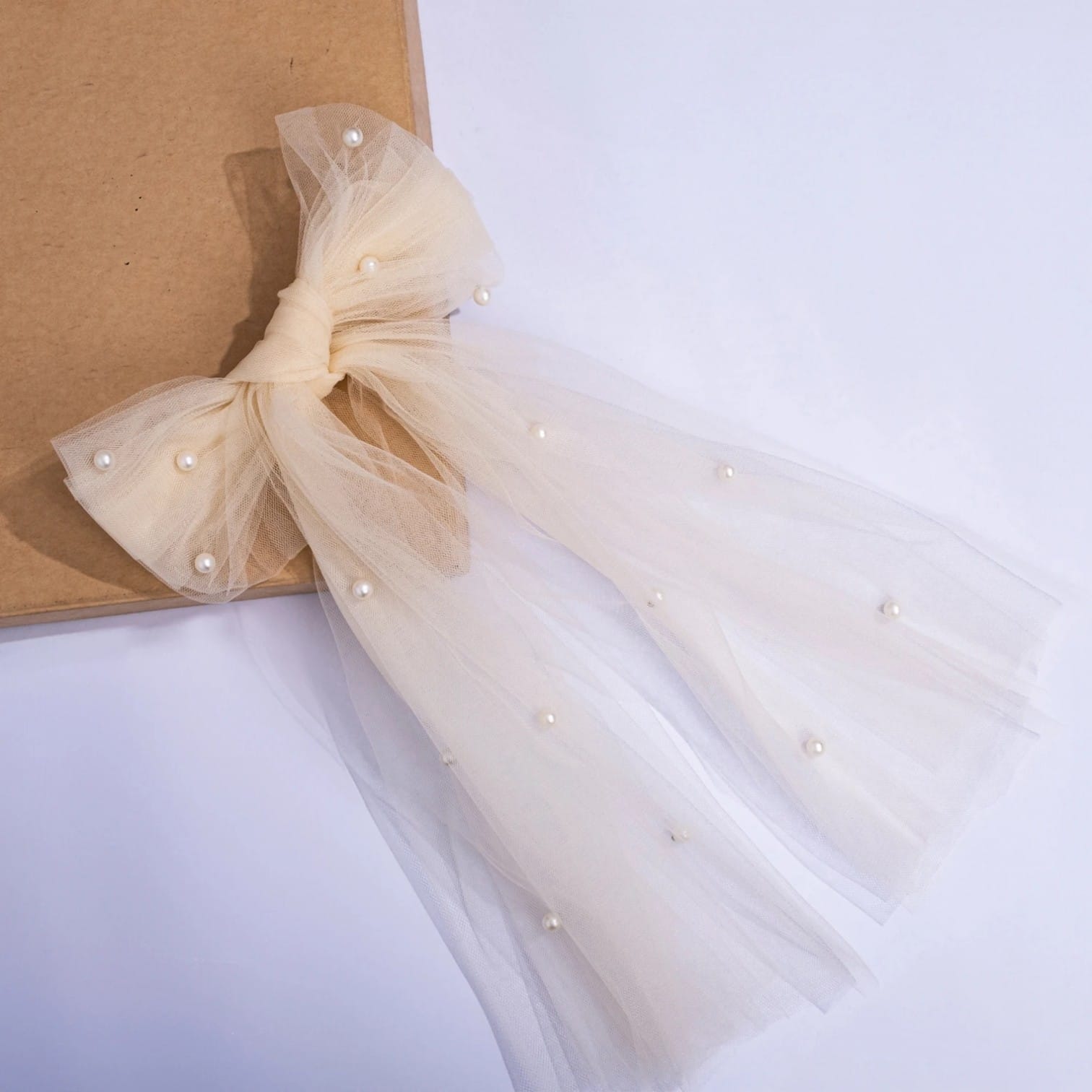 Pearl hairclip