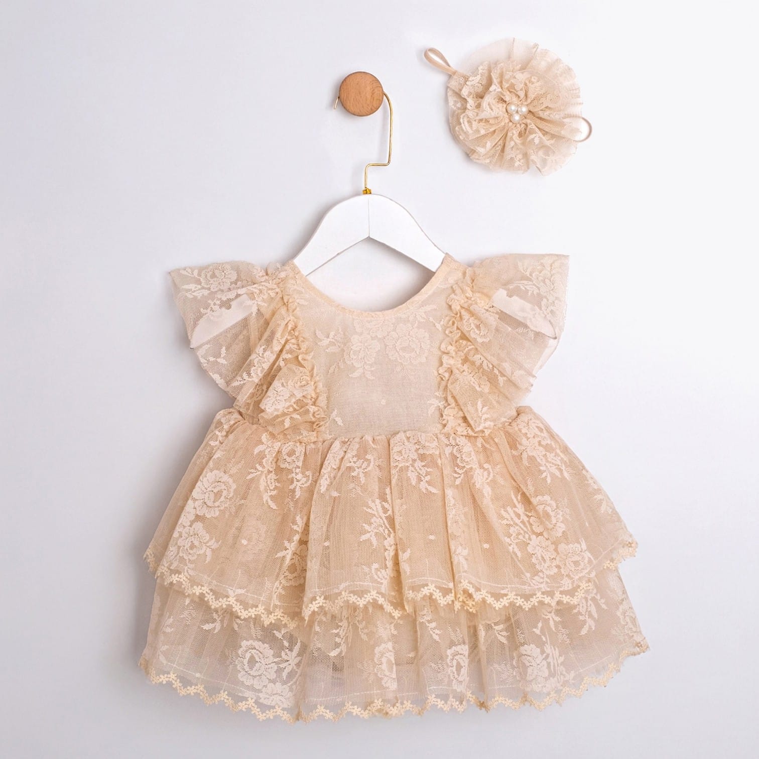 Roman - Liam & Lilly