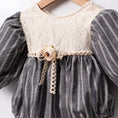 Load image into Gallery viewer, Amélie vintage - Liam & Lilly
