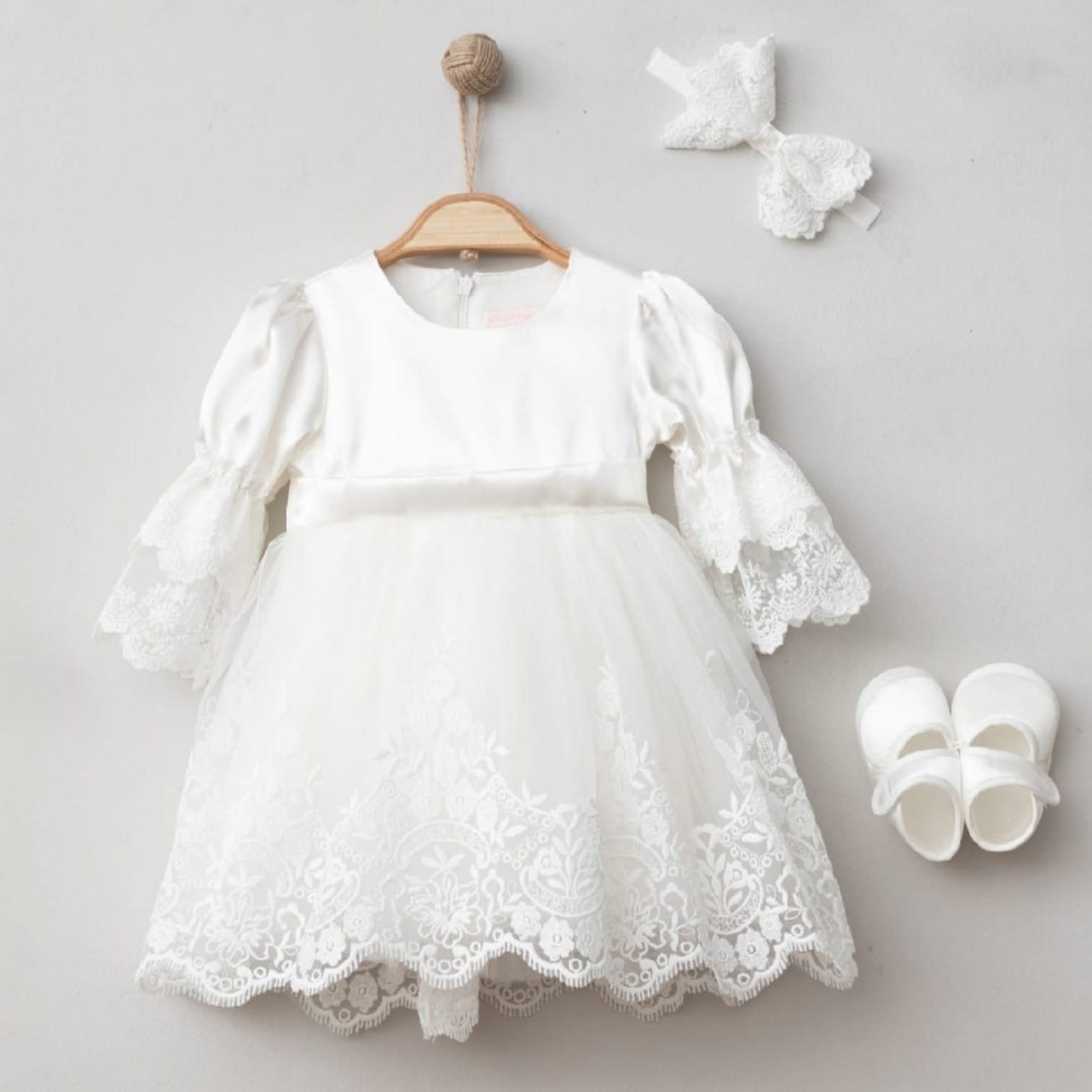 Romantic dress - Liam & Lilly