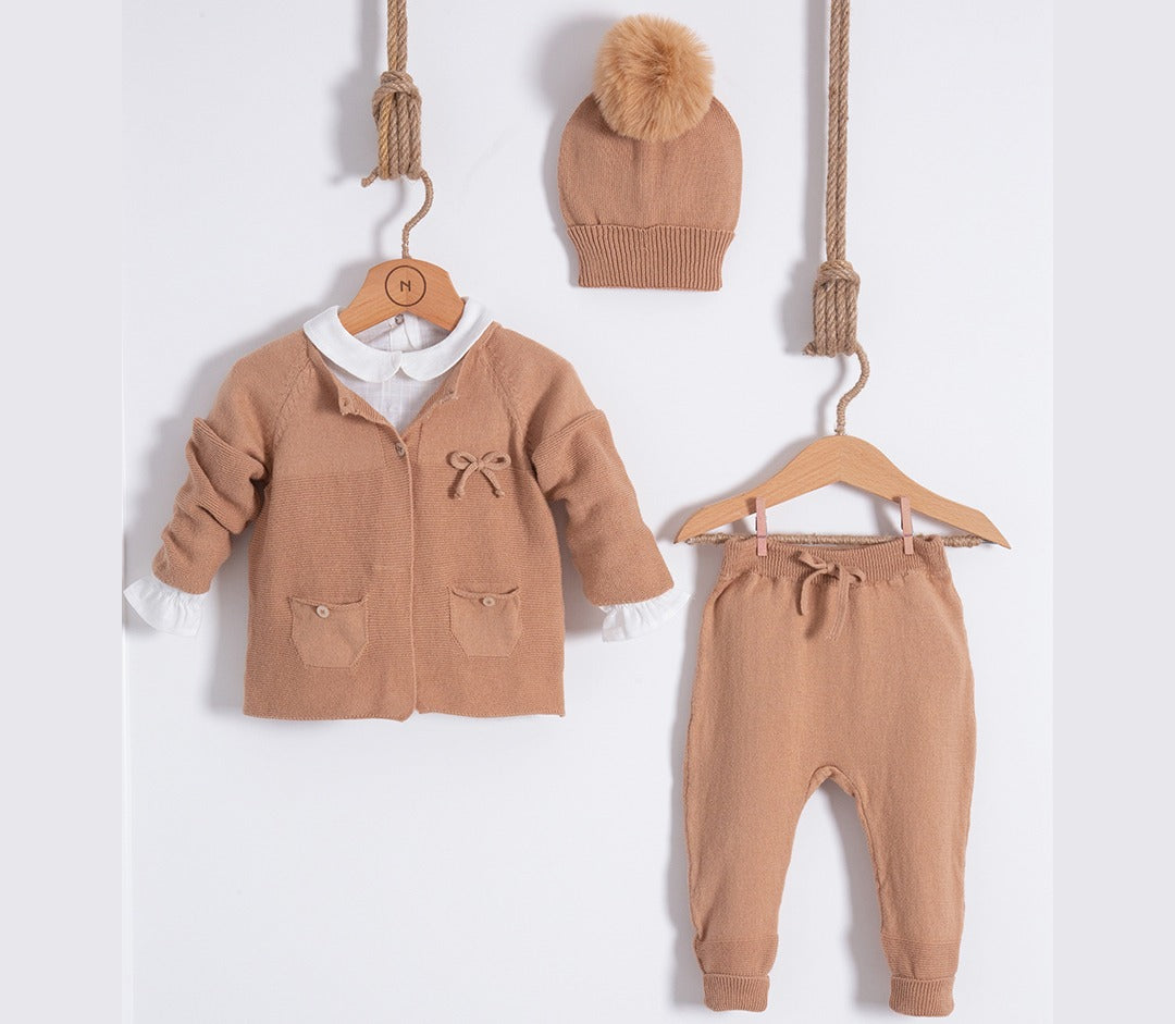 Caramel baby tracksuit with fluffy hat